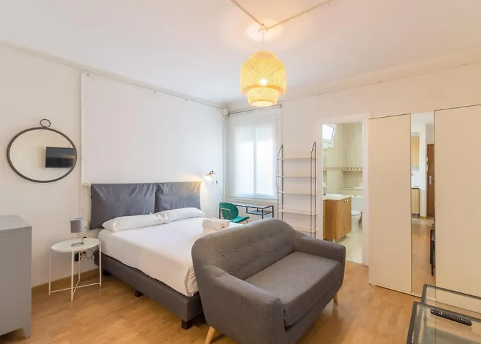 Bebarceloner Sant Andreu Apartments - Studio